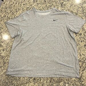 Nike Dri-Fit Tee | Grey | Men’s XXL